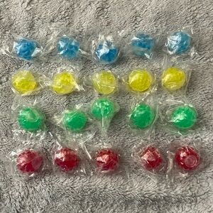 20 Pieces of New Individual Packed Small Stress Balls W/ Water Beads. 4 colors